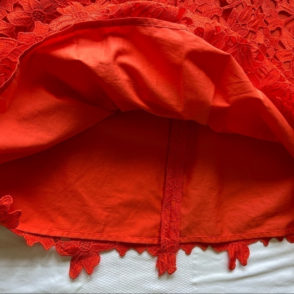Banana Republic Embroidered V-Neck Dress in Reddish Orange Color in Size 6 - Picture 8 of 13